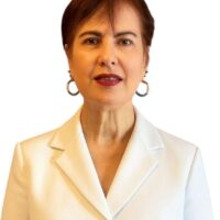 ADRIANA COLMENARES LEAL